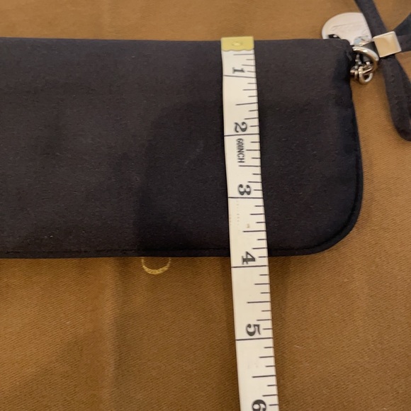 Gucci Satin & Crystal Handbag - Picture 5 of 6